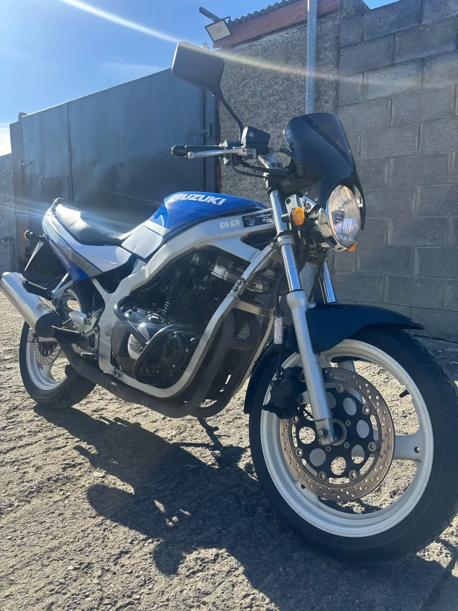Suzuki GS 500E Slingshot - Image 3