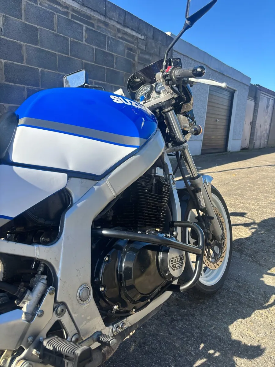 Suzuki GS 500E Slingshot - Image 4