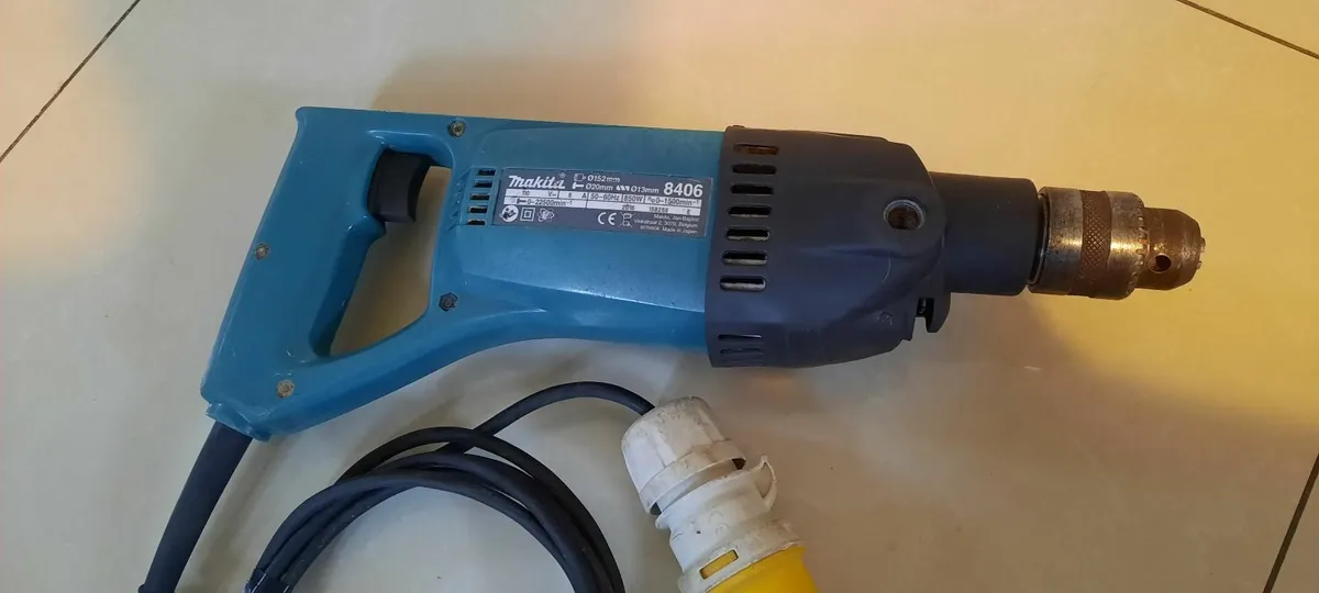 Makita 8406 Diamond Drill 110v - Image 4
