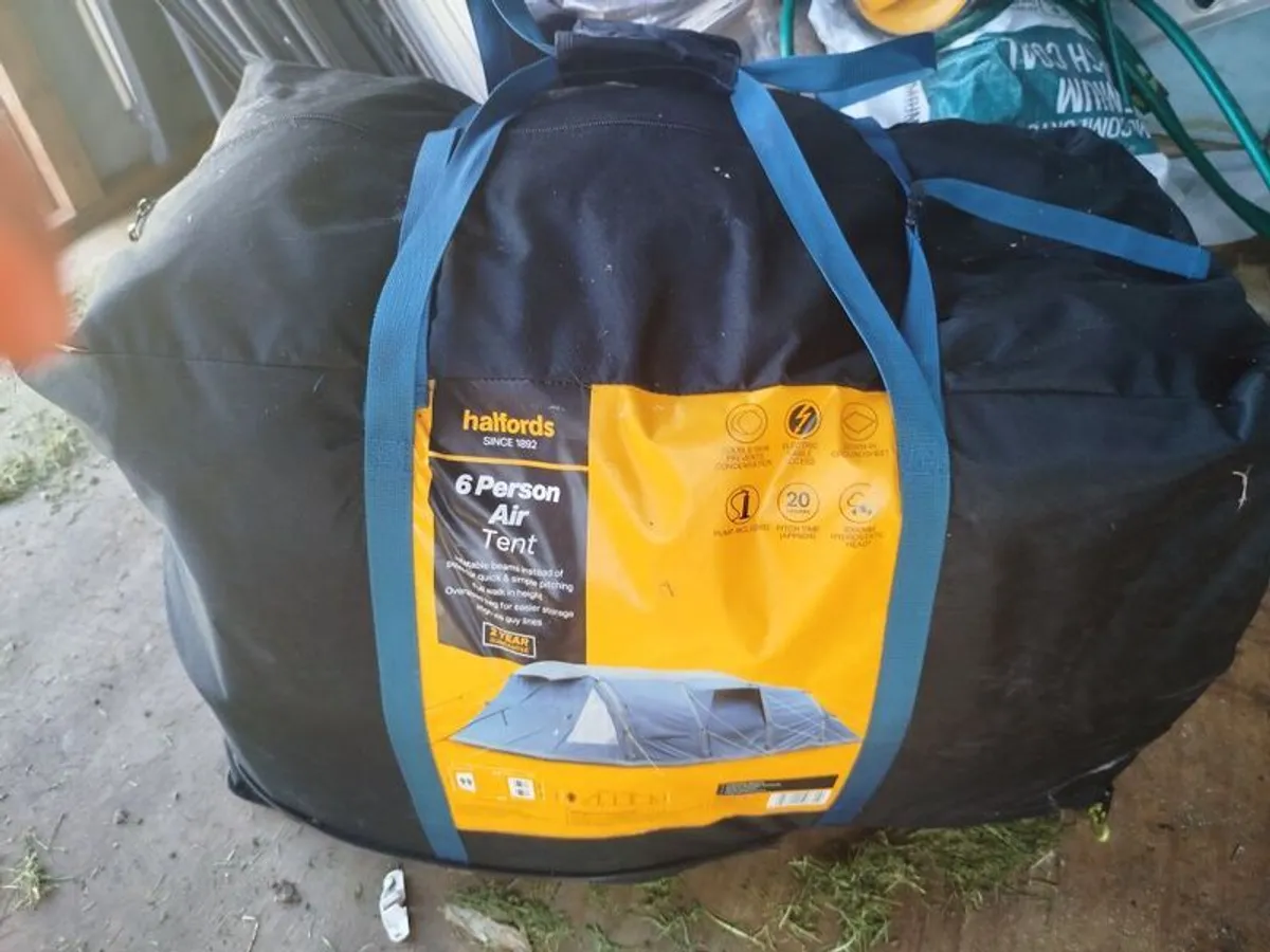 New 6 person air tent - Image 1