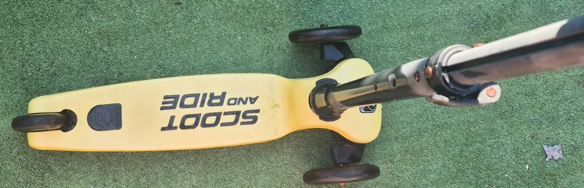 Childs Scooter - Image 1