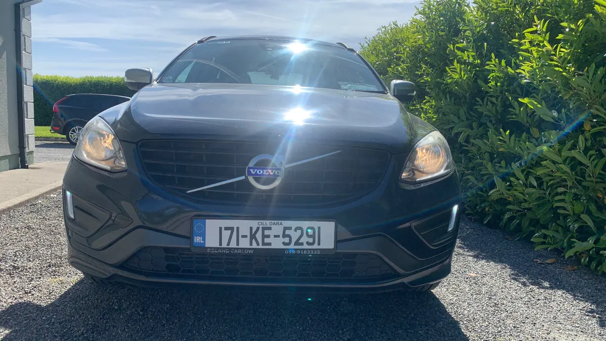 VOLVO XC60 R-DESIGN NAV - Image 2