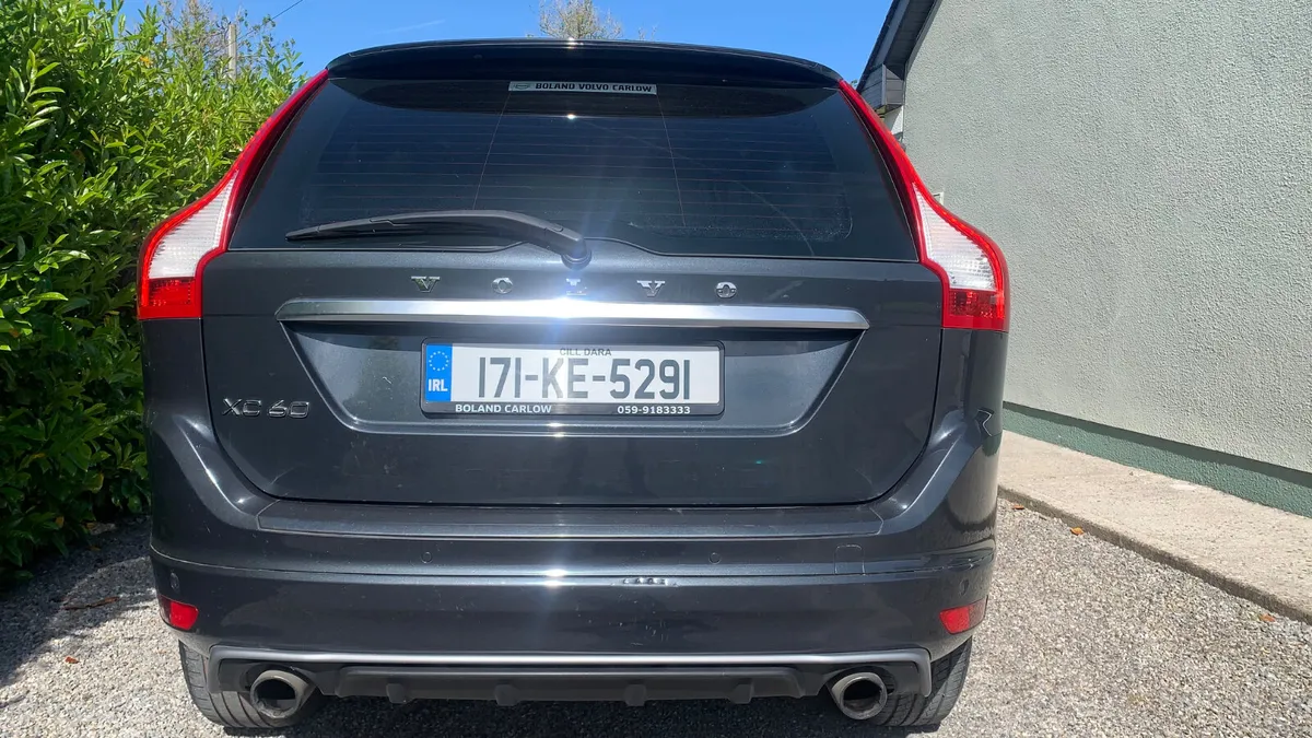 VOLVO XC60 R-DESIGN NAV - Image 4