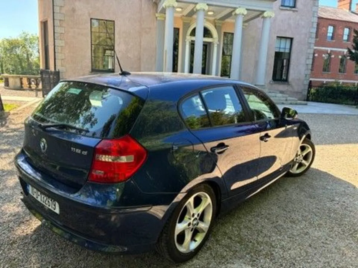BMW 1-Series 2010 - Image 3