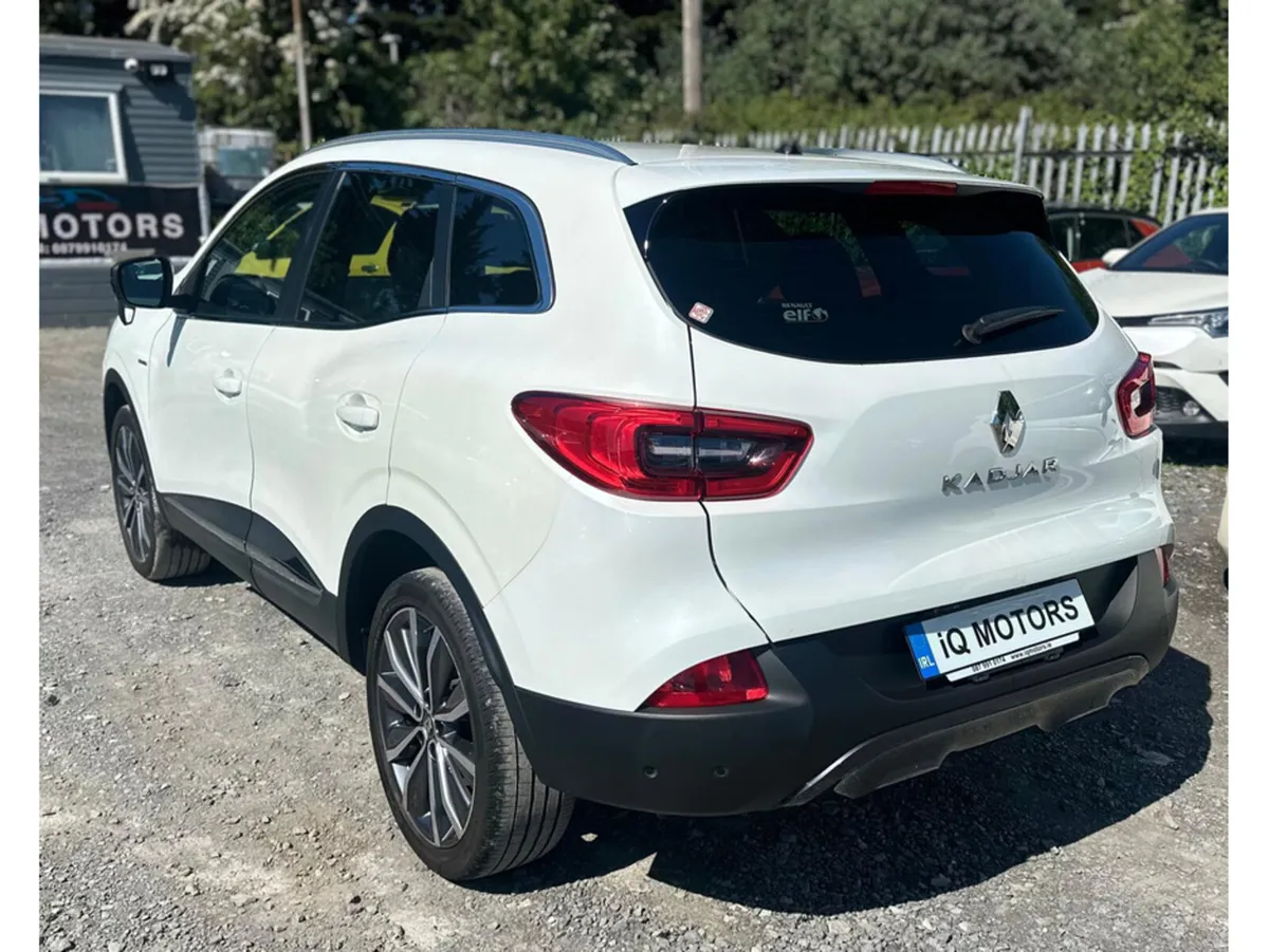 Renault Kadjar 1.2Petrol AUTOMATIC LOW MILEAGE - Image 4