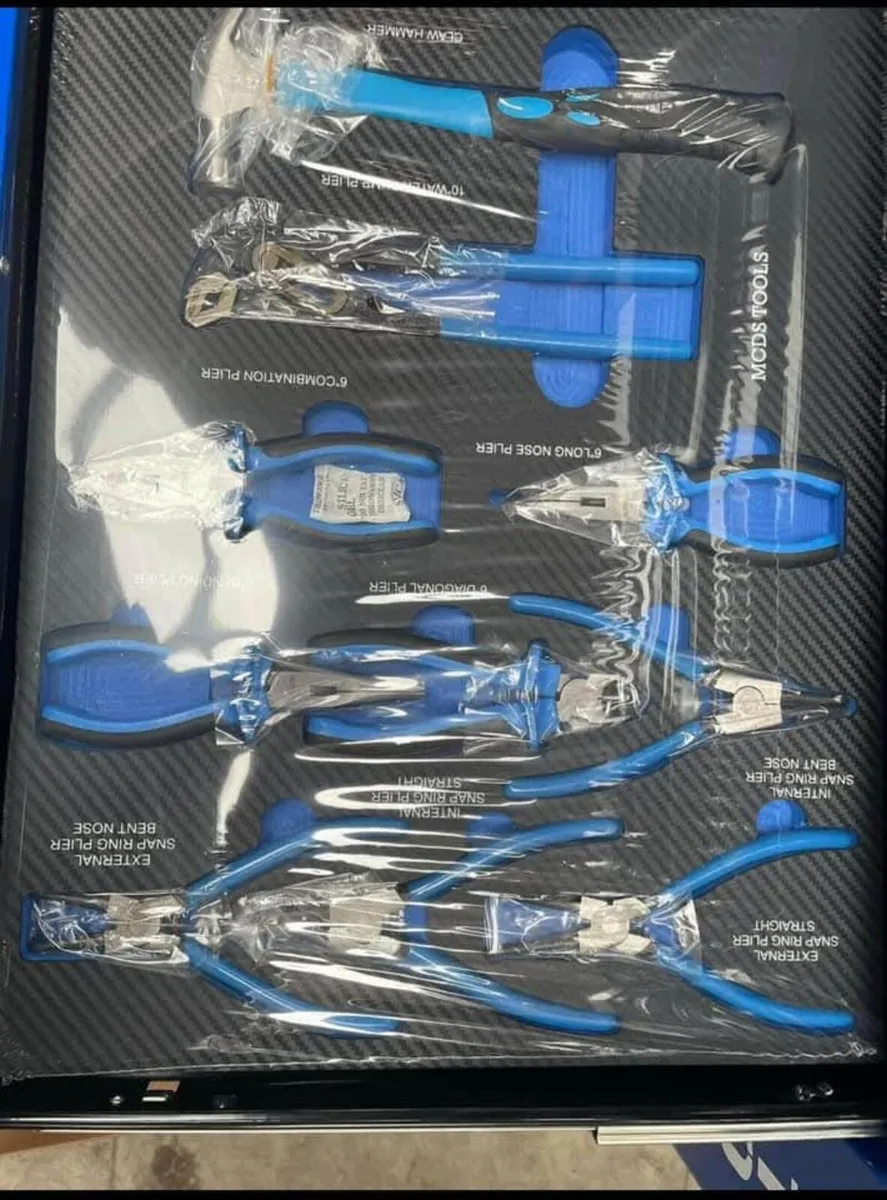 New German toolbox free delivery - Image 2