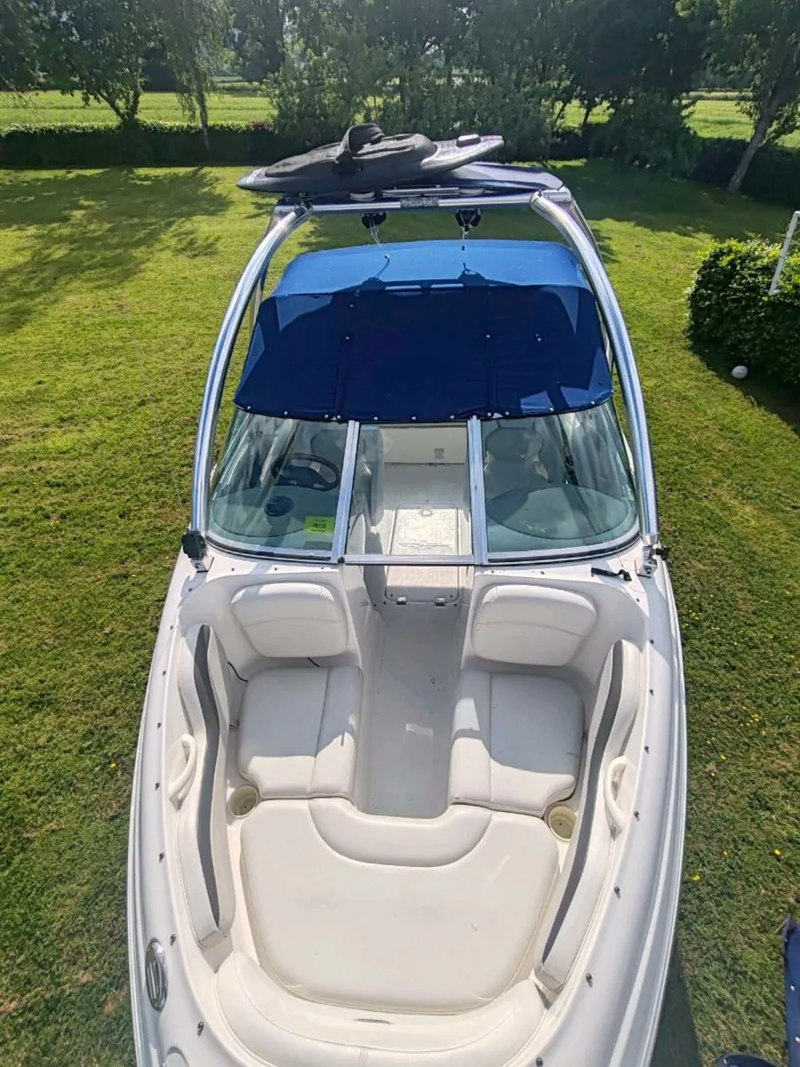 Chaparral 190ssi Diesel Bow rider - Image 4