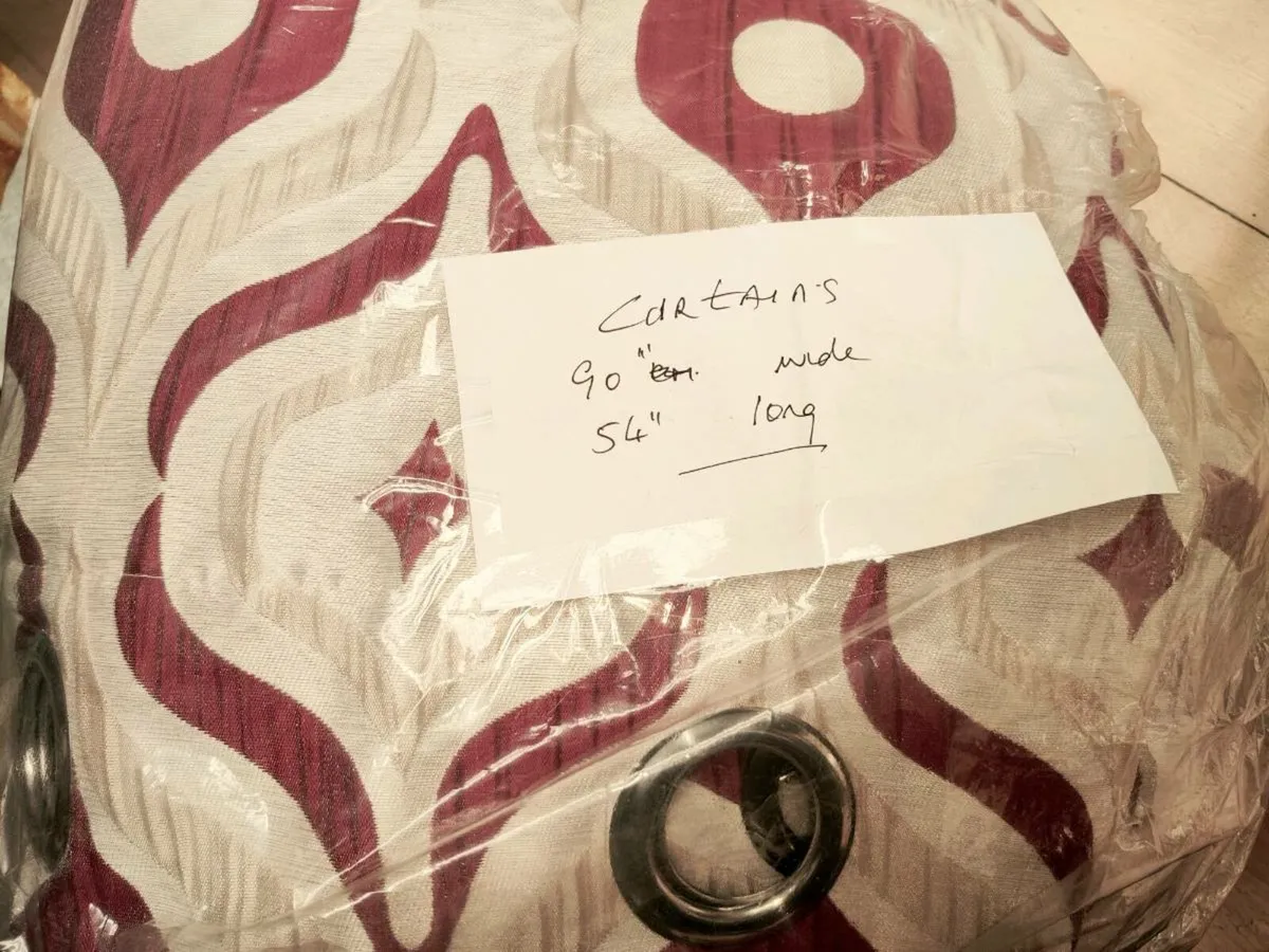 HEAVY NEW EYELET CURTAINS, 90"x 54"Drop Unopened ! - Image 3