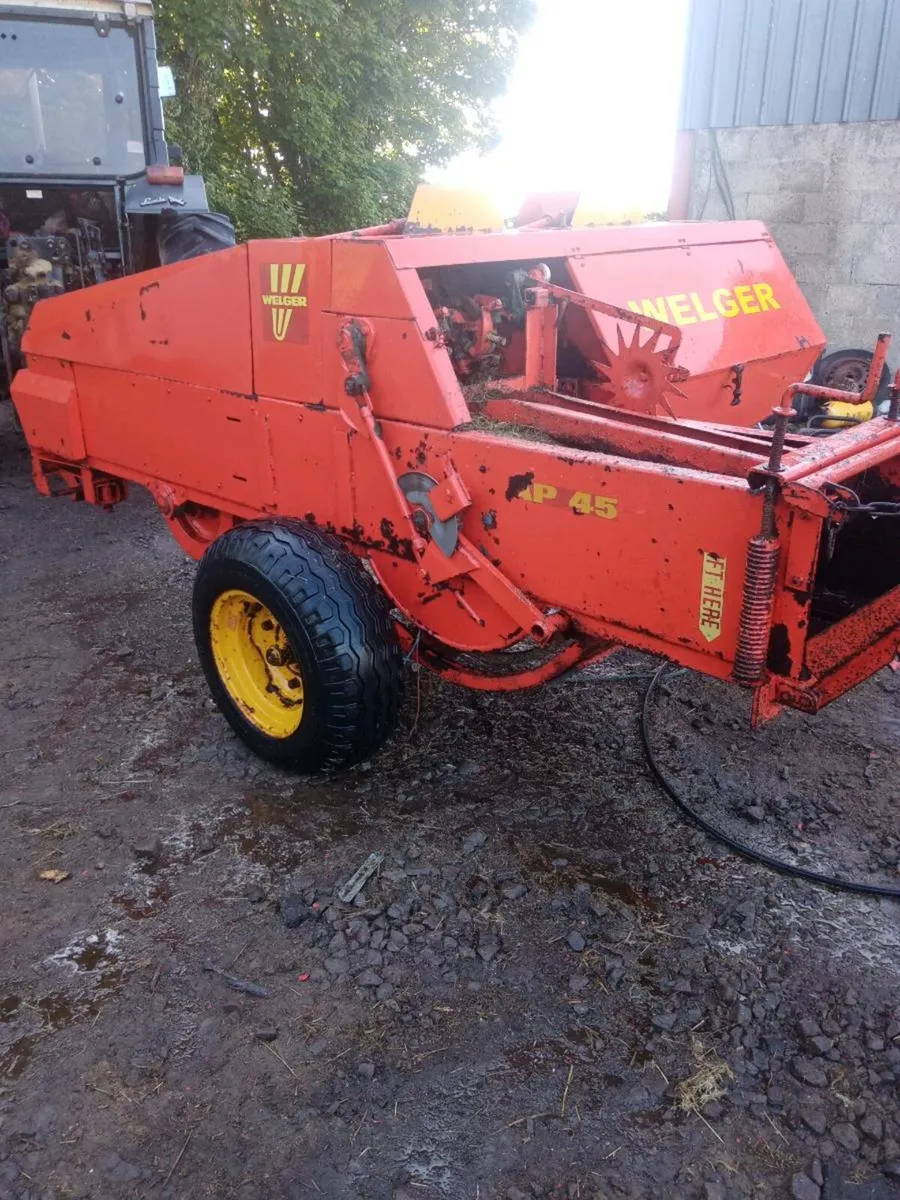 Weldger AP45 hay baler - Image 2