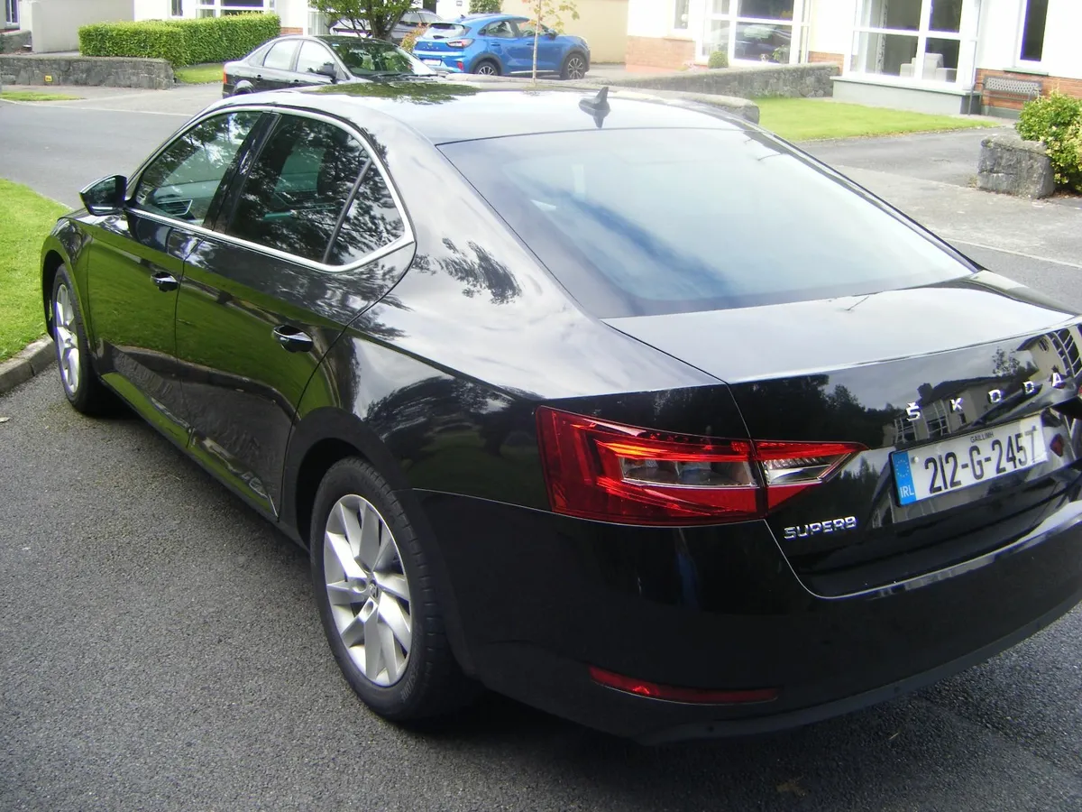 Skoda Superb 2021 1.4 SE TECHNOLOGY 1V PHV - Image 3