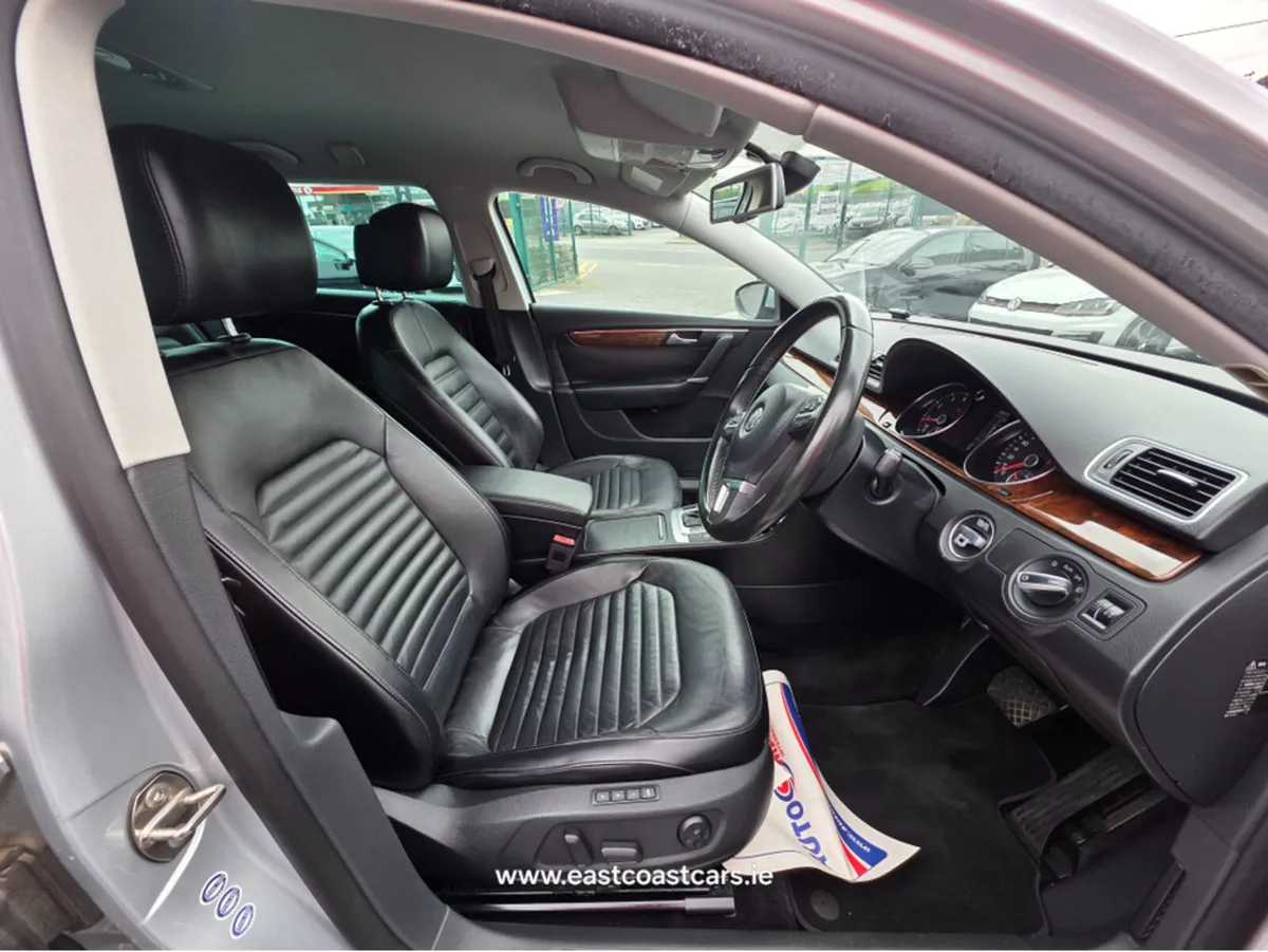 Volkswagen Passat ESTATE 1.4 FULL QUILTED LEATHER - Image 3