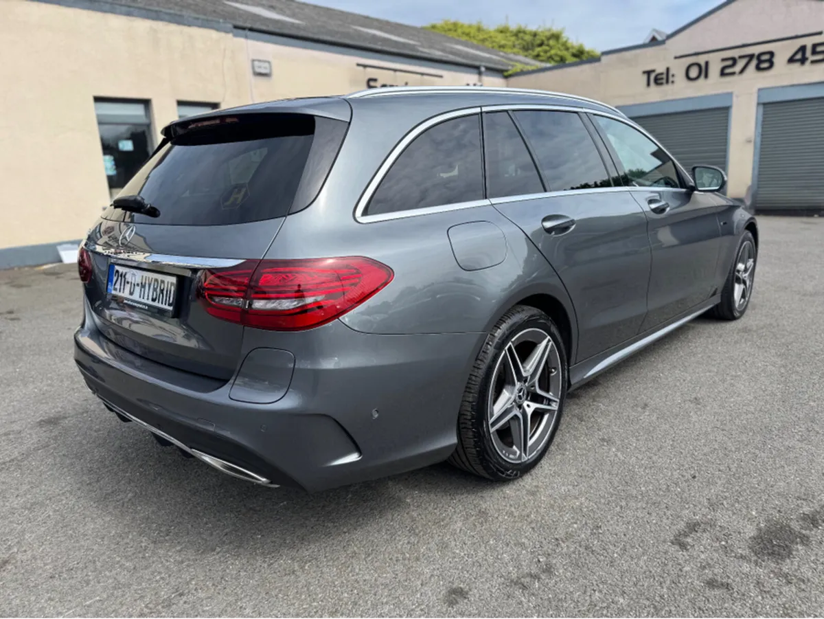 Mercedes-Benz C-Class C300e AMG LINE EDITION ESTAT - Image 4