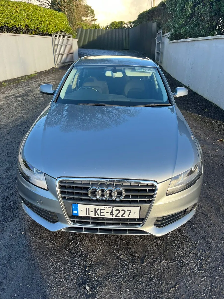 2011 Audi A4 2.0 TDI SE 120BHP - Image 3