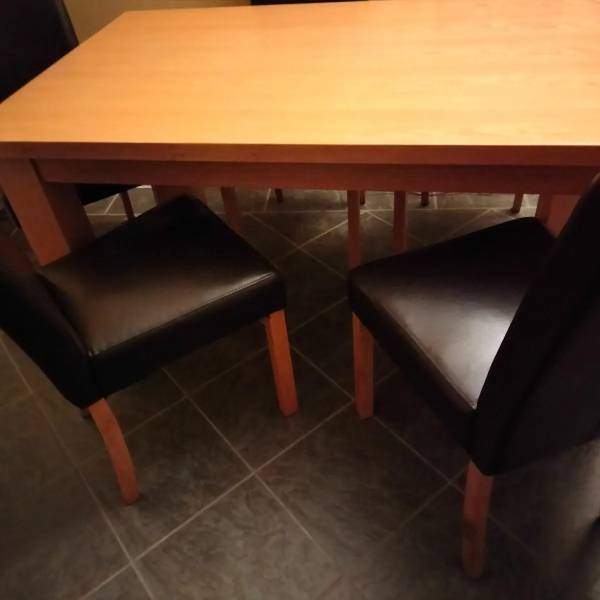 Solid wood Kitchen table with 6 chairs - Image 2