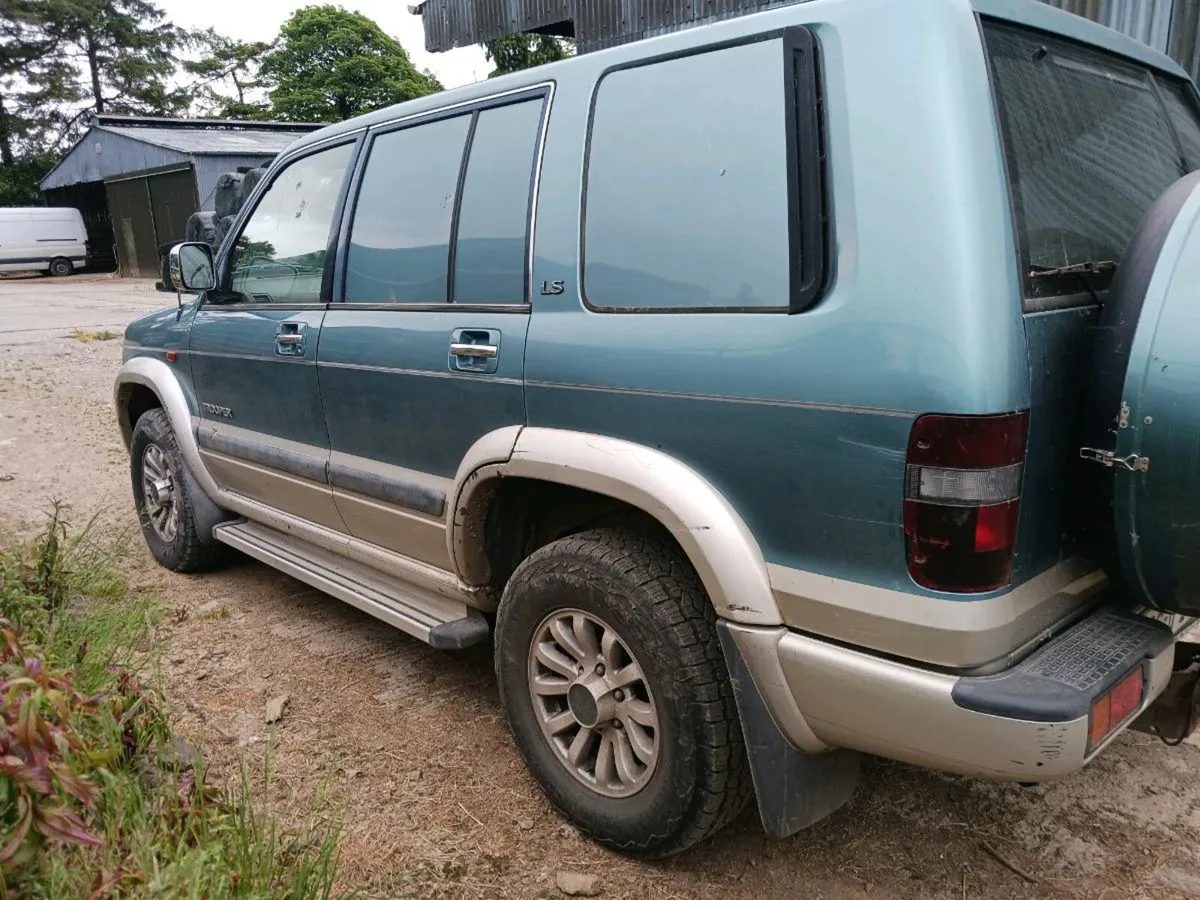 Isuzu trooper - Image 4