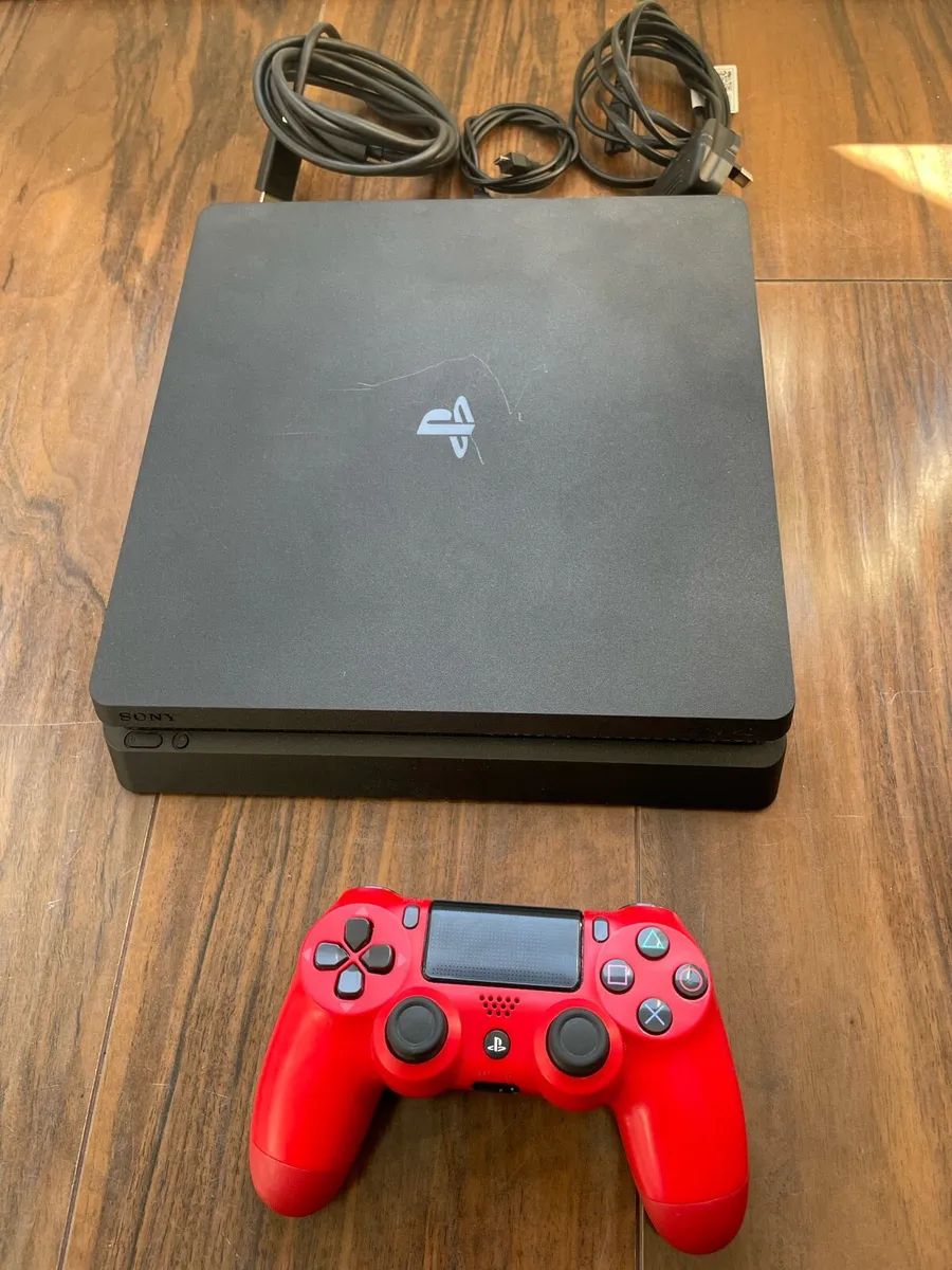 Playstation 4 with  driving simulator - Image 1