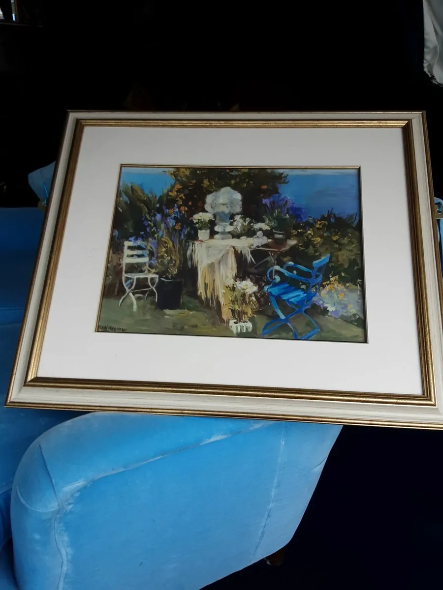 Framed blue door picture collection only - Image 4