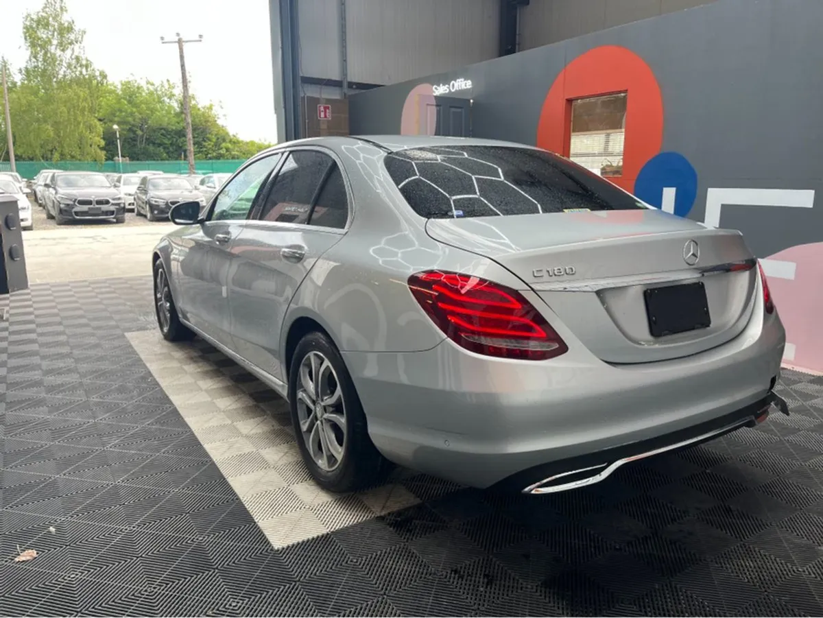 Mercedes-Benz C-Class C 180 / 25k KMs / Heated Se - Image 4