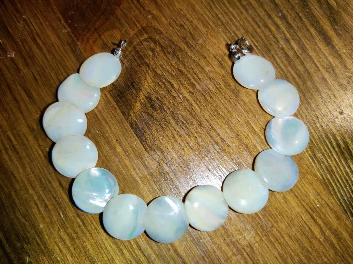CHUNKY MOTHER OF PEARL, Heavy 8"New Bracelet ! - Image 3
