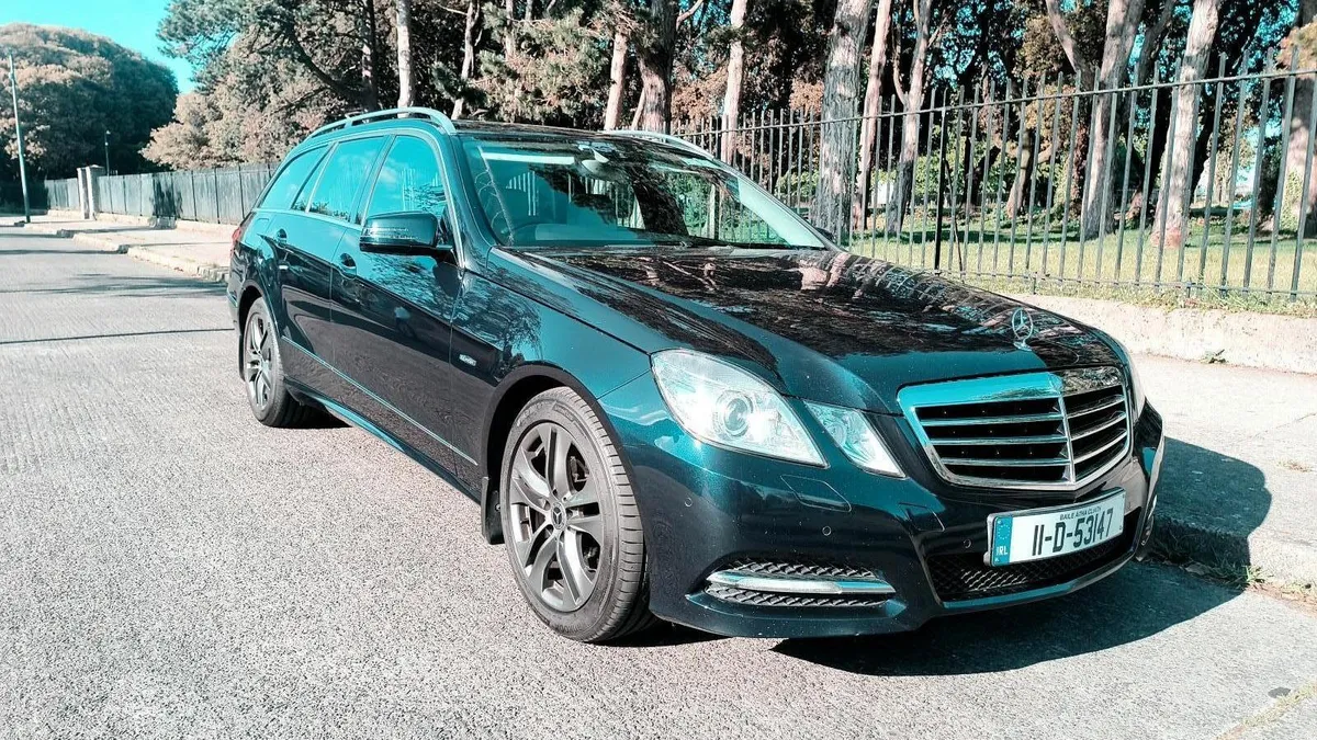 Mercedes-Benz E-Class Estate 2011 - Image 3