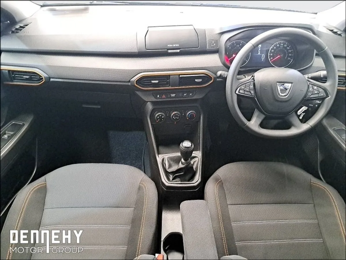 Dacia Sandero Stepway Essential TCe 90  74 P/wk - Image 3