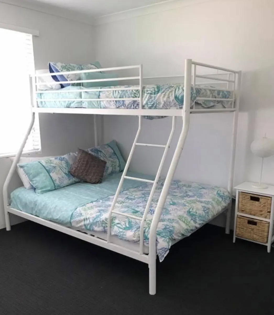 Bunk bed
