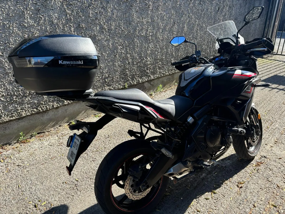 Kawasaki Versys 650 GT 2022 - Image 3