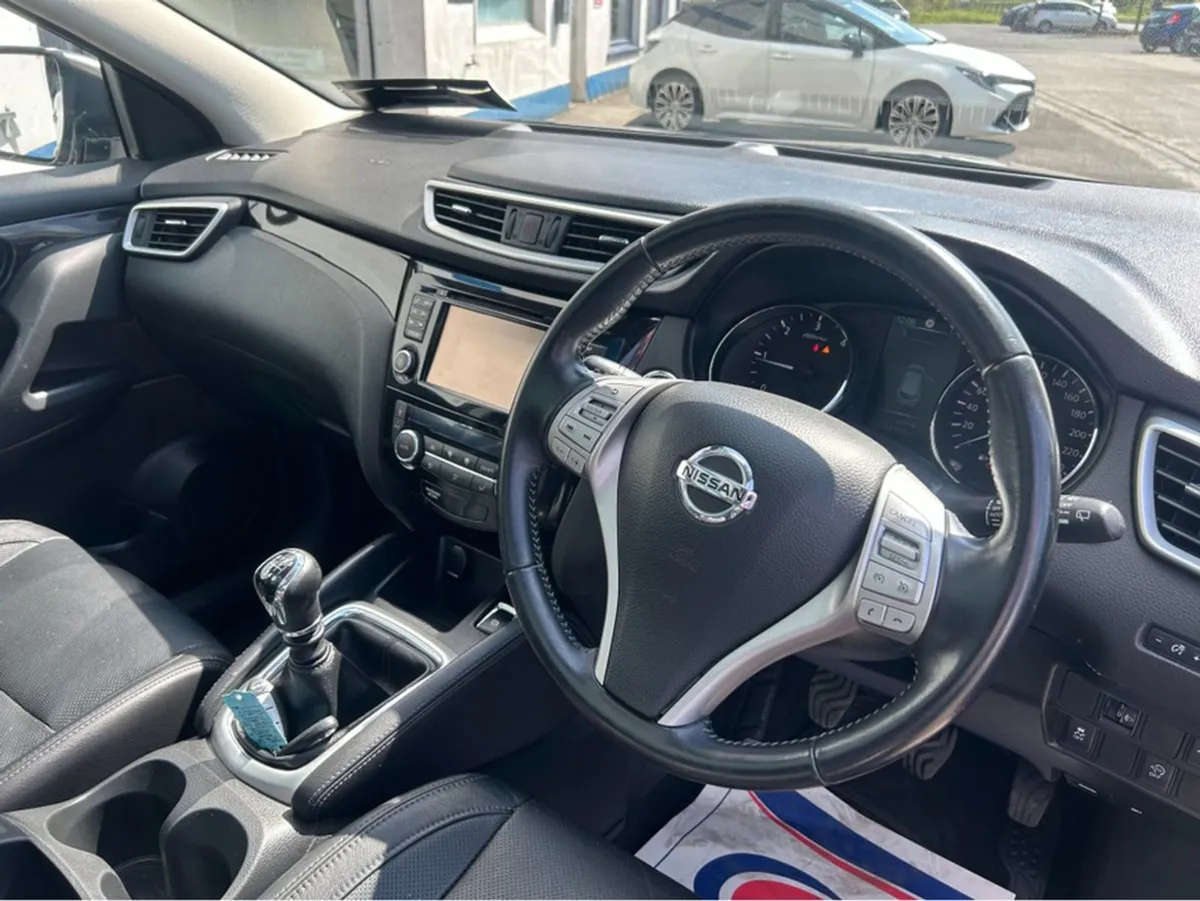 Nissan QASHQAI 1.5 SV Premium. Finance Available. - Image 4