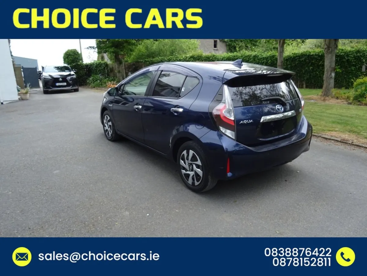 Toyota Aqua 1.5 Auto Hybrid Android Auto - Image 4