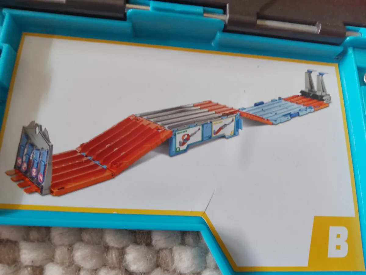 Toys - Image 4