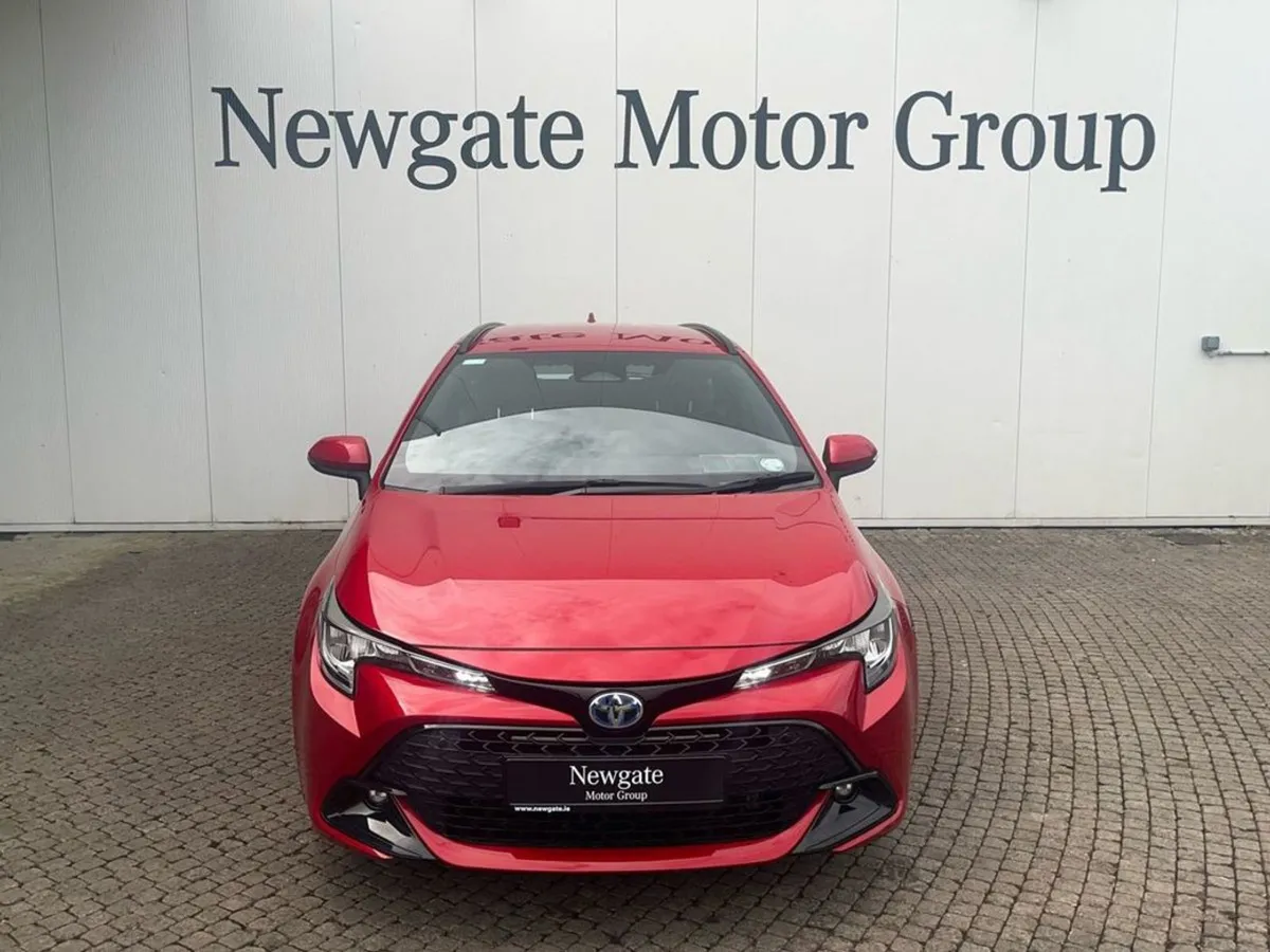 Toyota Corolla HYB Luna T S 4 - Image 2