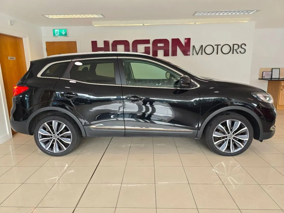 Renault KADJAR S Edition 140BHP Best Specification - Image 3