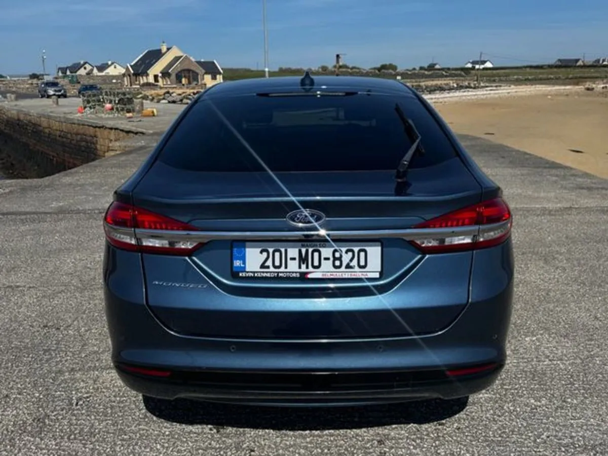 Ford Mondeo Titanium 5D 2.0td150 M6 FWD 4D - Image 4