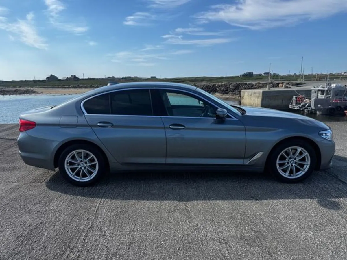 BMW 5 Series 520 D G30 SE 4DR Auto - Image 2