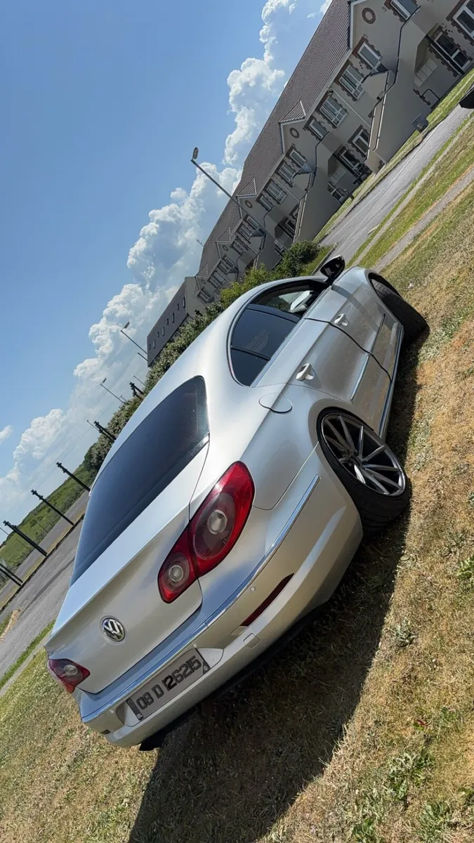 Passat cc (wheels not goin with it) - Image 2