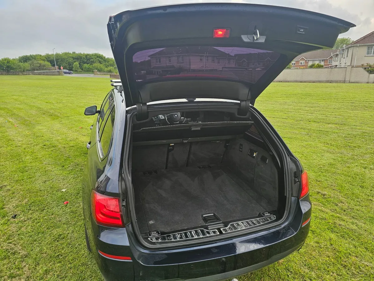 BMW 5-Series 2013 - Image 1