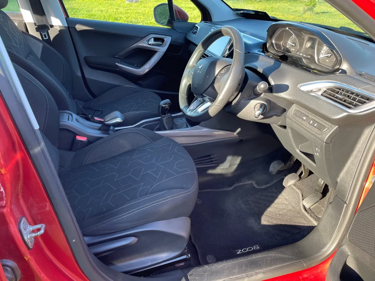 Peugeot 2008 2016 - Image 4