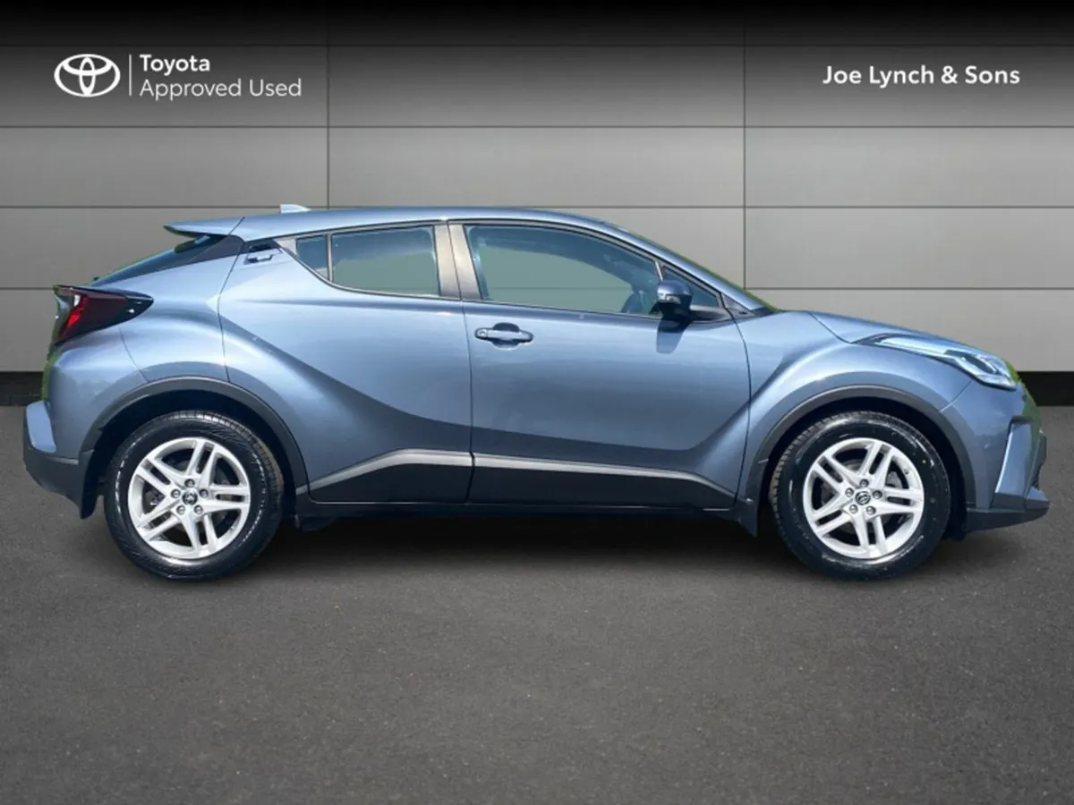Toyota C-HR C-hr Hybrid Luna - Image 3