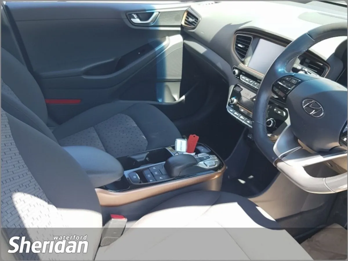 Hyundai Ioniq Electric - Image 2