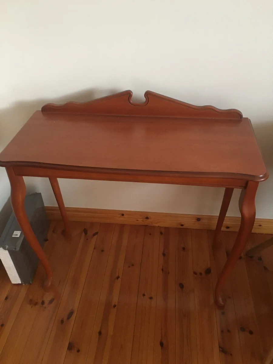 console table