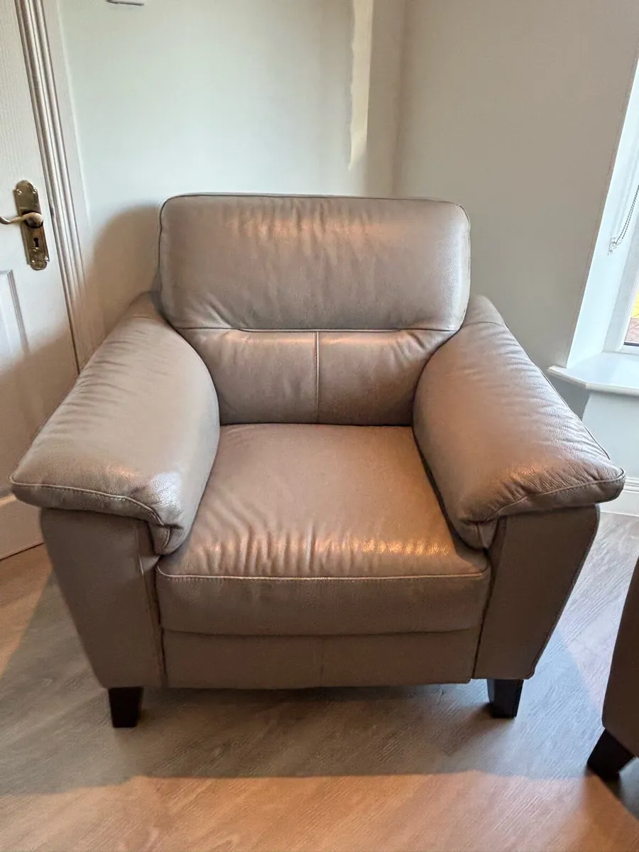 Sofa & armchair - Image 1