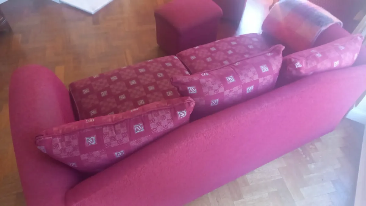 3 seater Sofa - Image 3