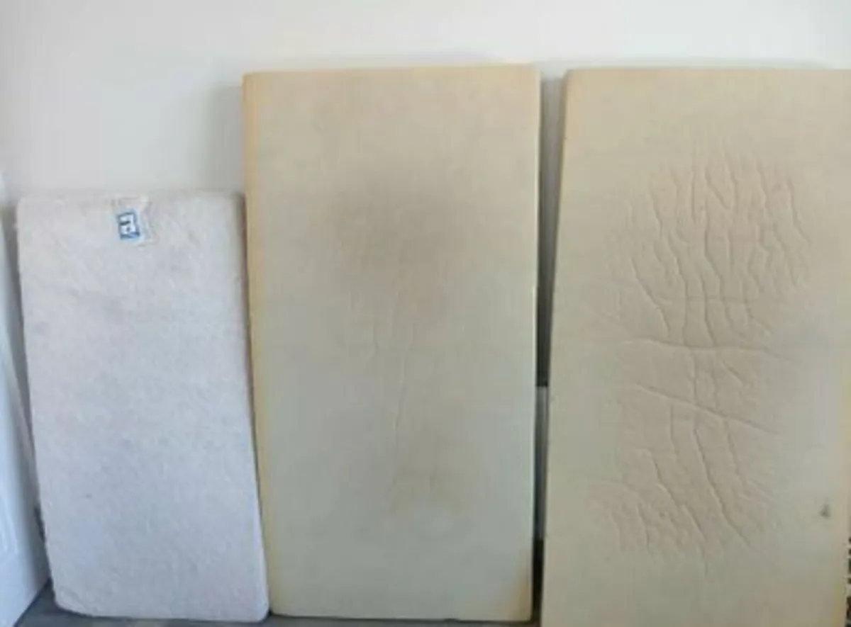 1 small mattress 2 big mattress