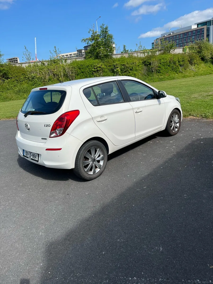 Hyundai I20 Diesel 1.4 Hatchback 2013 - Image 4