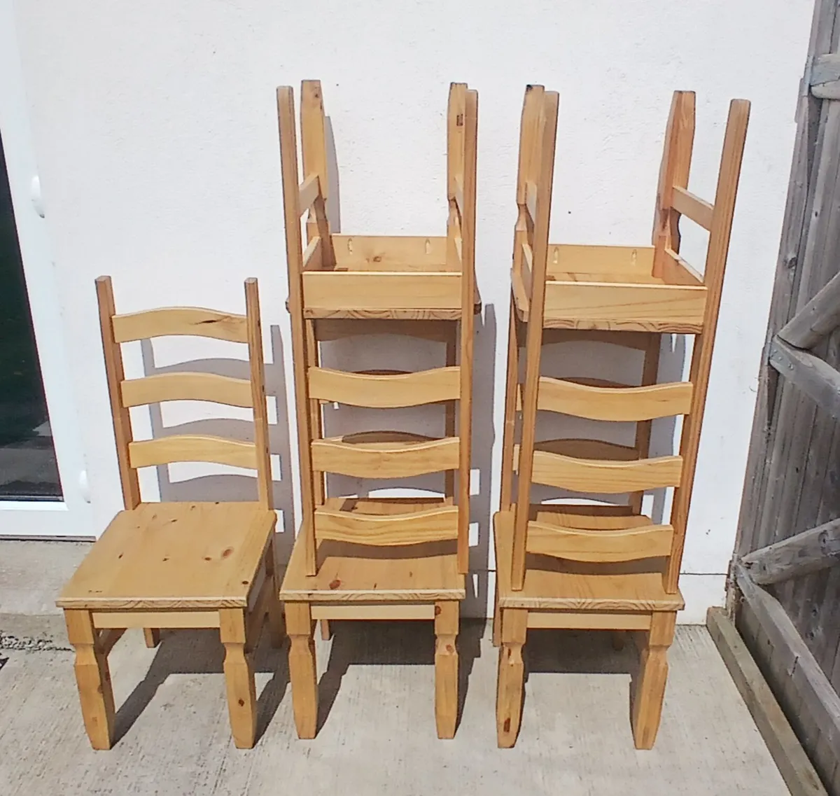Dining chairs - Image 1