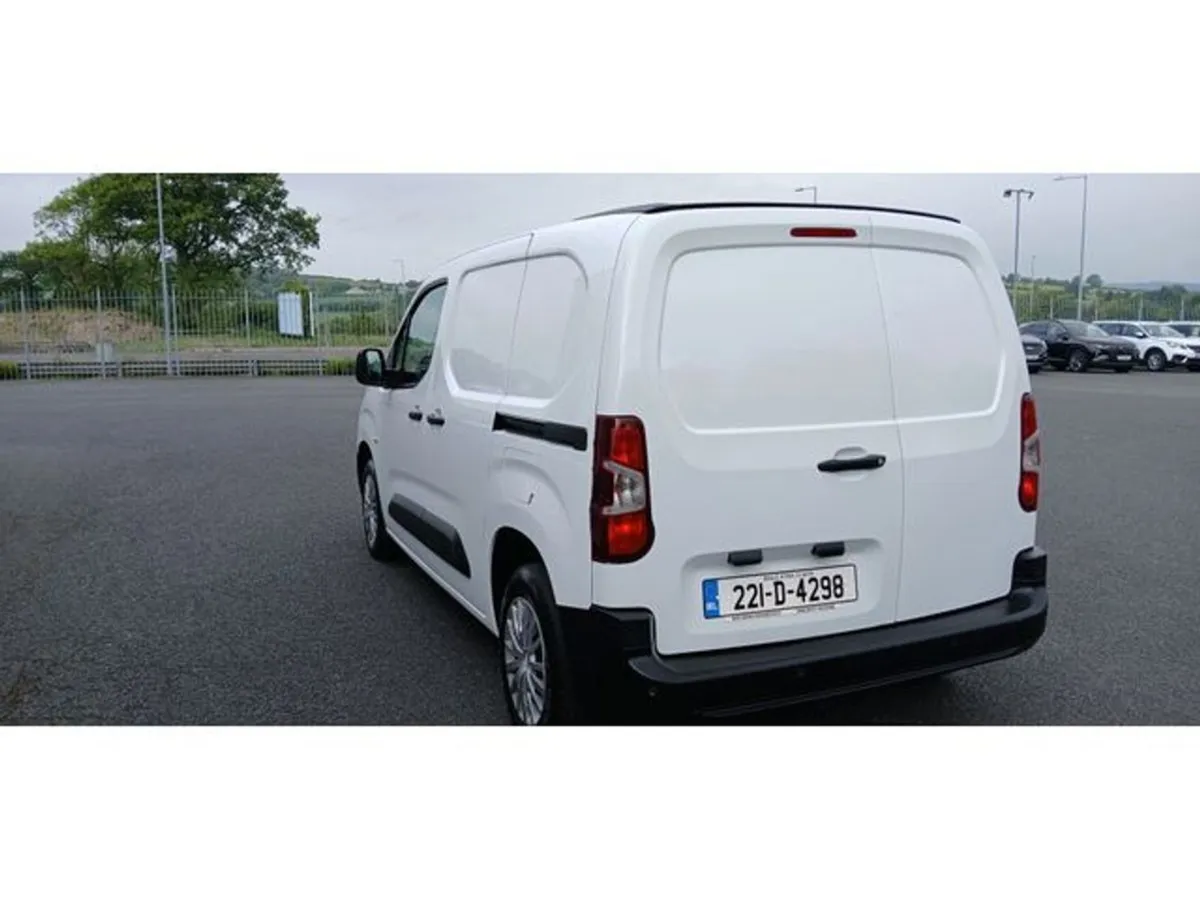 Citroen Berlingo ENT Bluehdi 75 MWB 650KG 3DR - Image 3