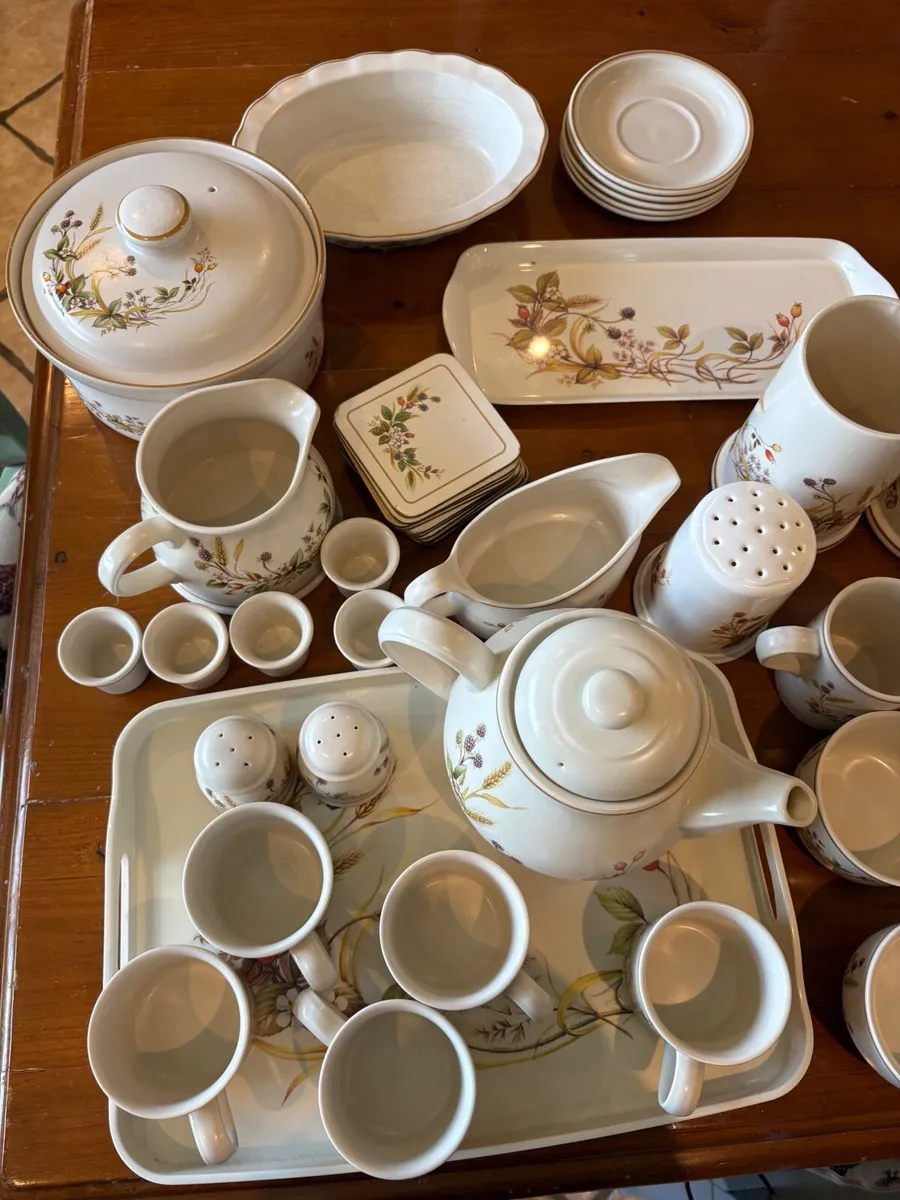 Marks & Spencer Harvest - Kitchen Dinner & Tea Ite - Image 1