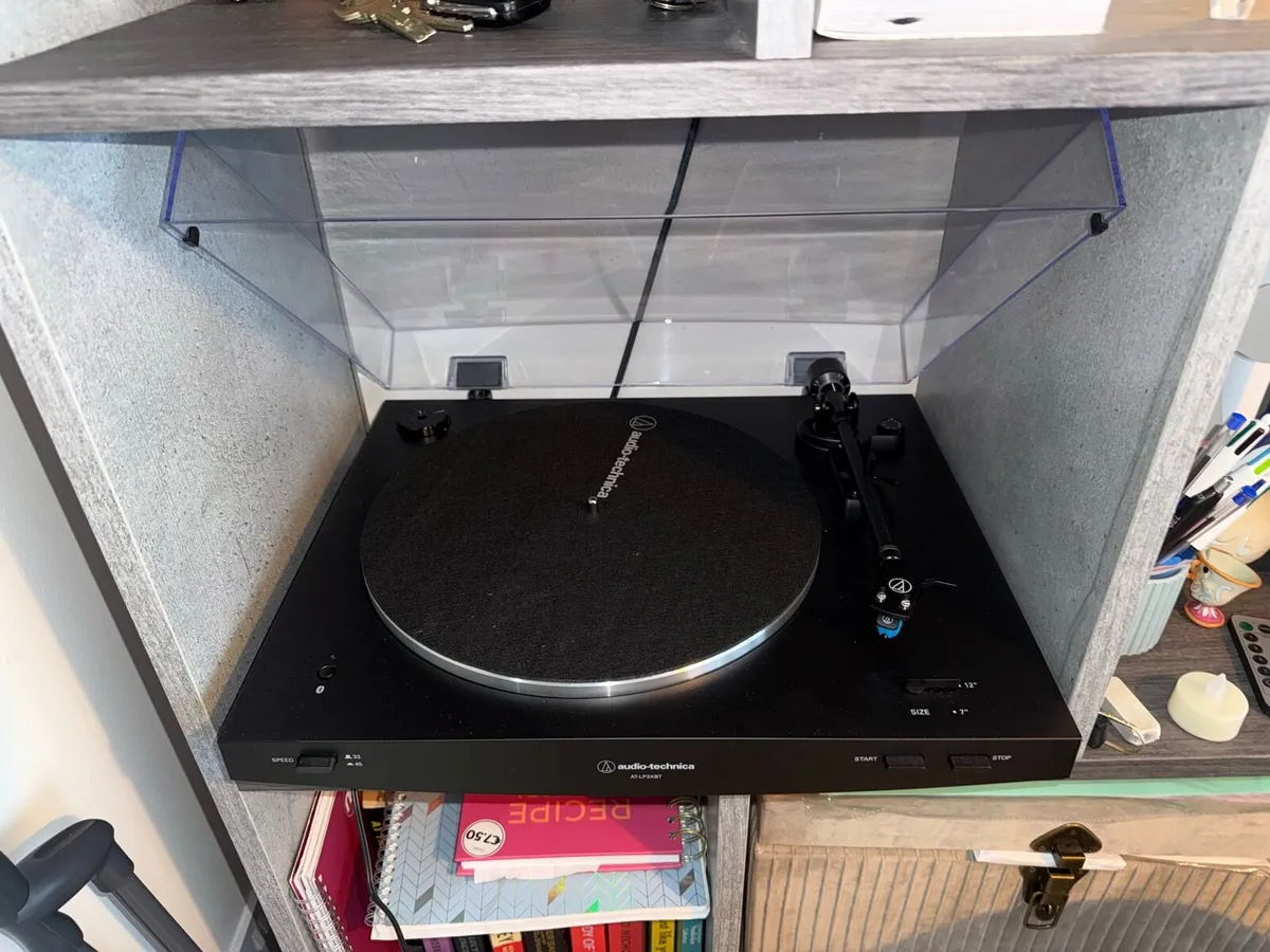 Record player - Image 3