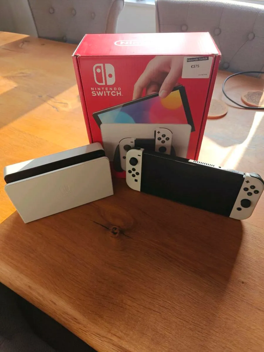 Nintendo switch oled - Image 1