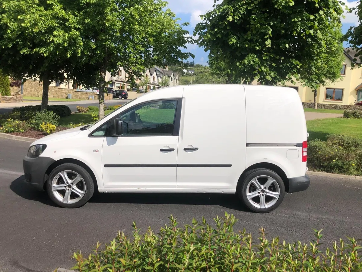Volkswagen caddy - Image 3